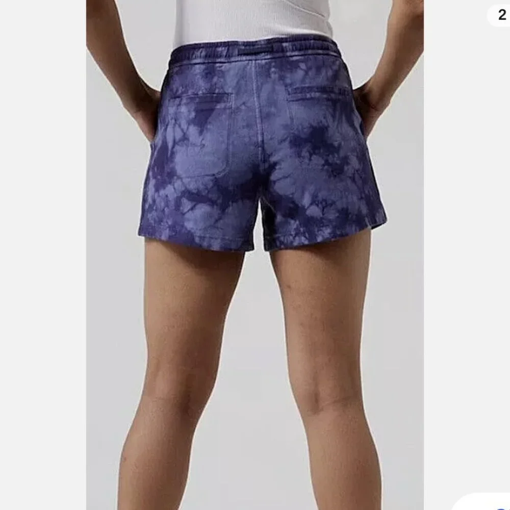 Athleta NWOT Farallon Knit Crustal Blue Tie Dye Drawstring Waist Short - Picture 3 of 16